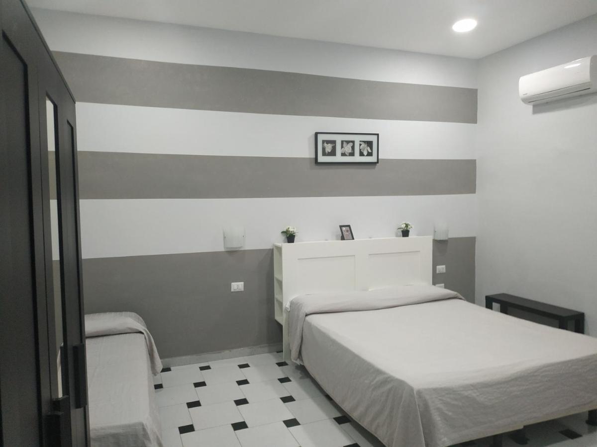 Hotel Luna Rossa Naples Exterior photo