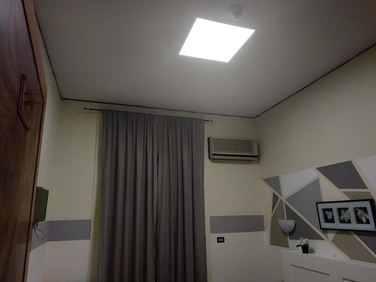 Hotel Luna Rossa Naples Exterior photo