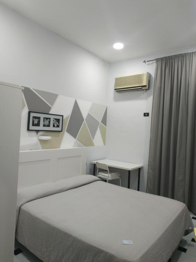 Hotel Luna Rossa Naples Exterior photo